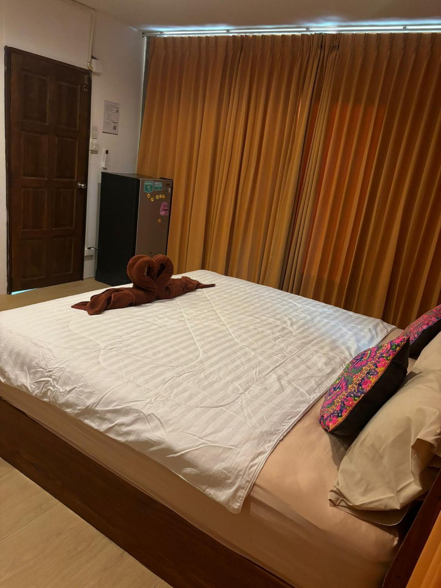 Tonmai Suites Ko Lanta 外观 照片