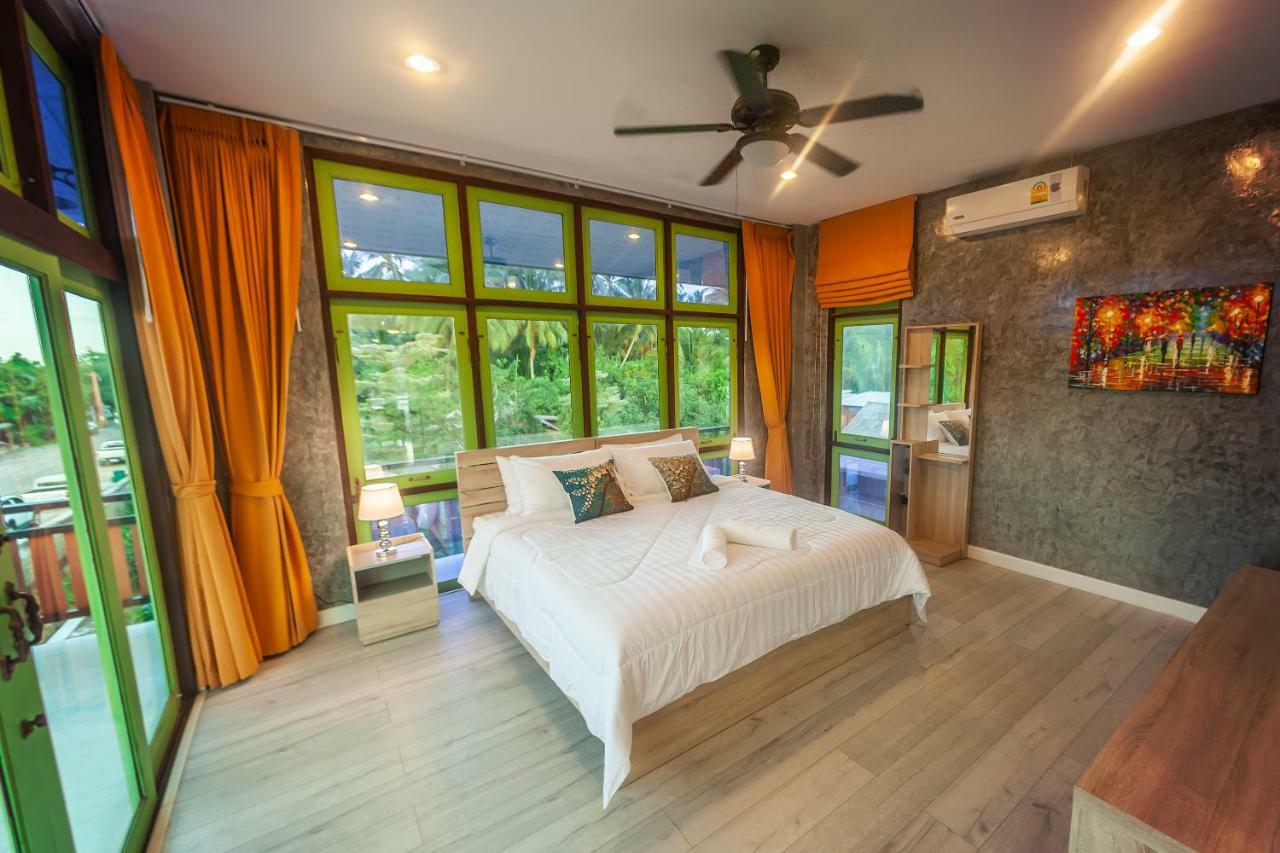 Tonmai Suites Ko Lanta 外观 照片